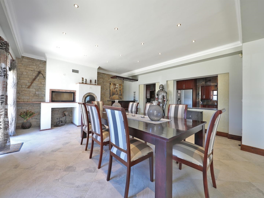 13 Bedroom Property for Sale in Plattekloof Western Cape